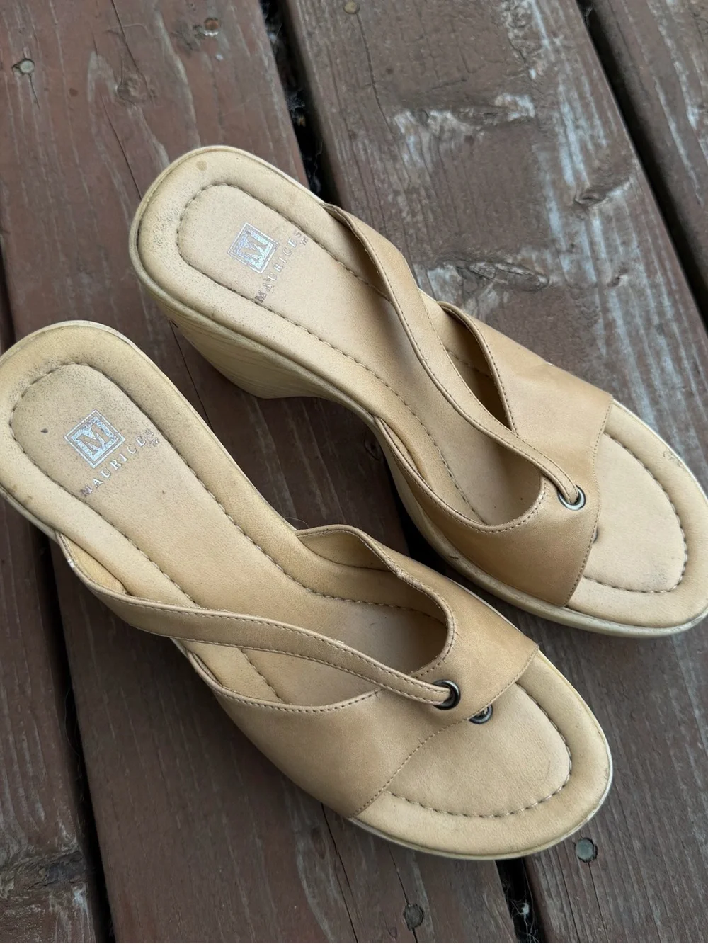 Maurices tan plastic